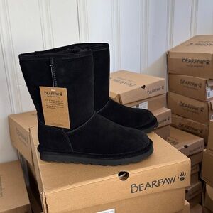 BEARPAW Elle Short Boots - NEW IN BOX